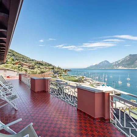 Firenze 3 S 3* Brenzone sul Garda