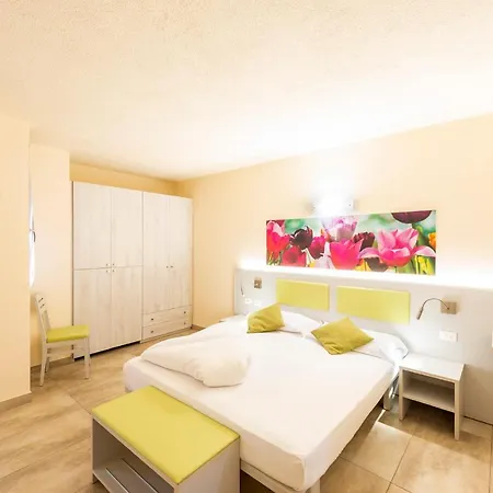 Hotel Firenze 3 S