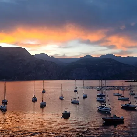 Firenze 3 Stelle Superior 3* Brenzone sul Garda
