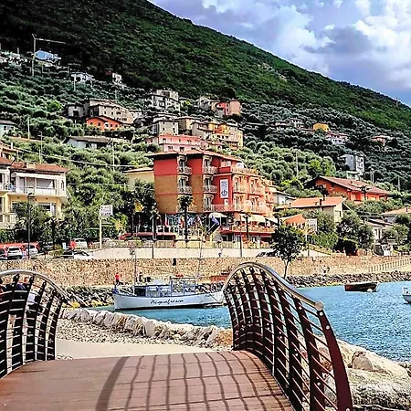 Hotel Firenze 3 Stelle Superior Brenzone sul Garda
