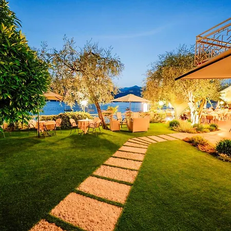 酒店 Firenze 3 Stelle Superior 布雷佐内加尔达